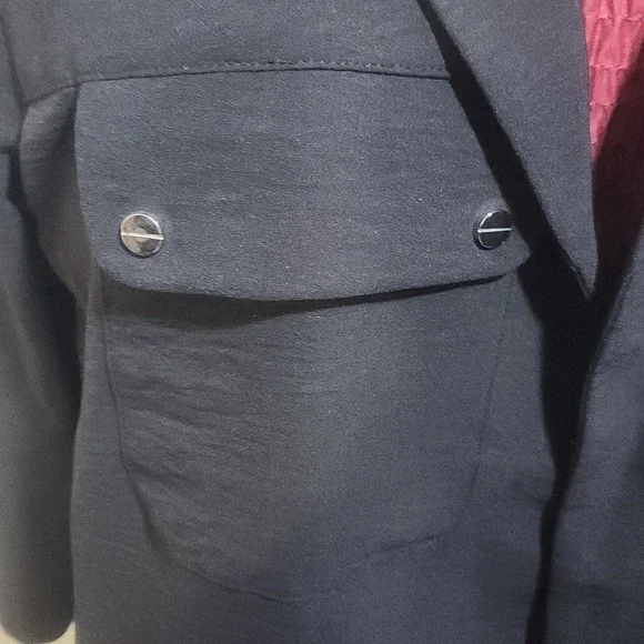 NYC Charcoal Blazer with Buttoned Pockets - Picture 5 of 10